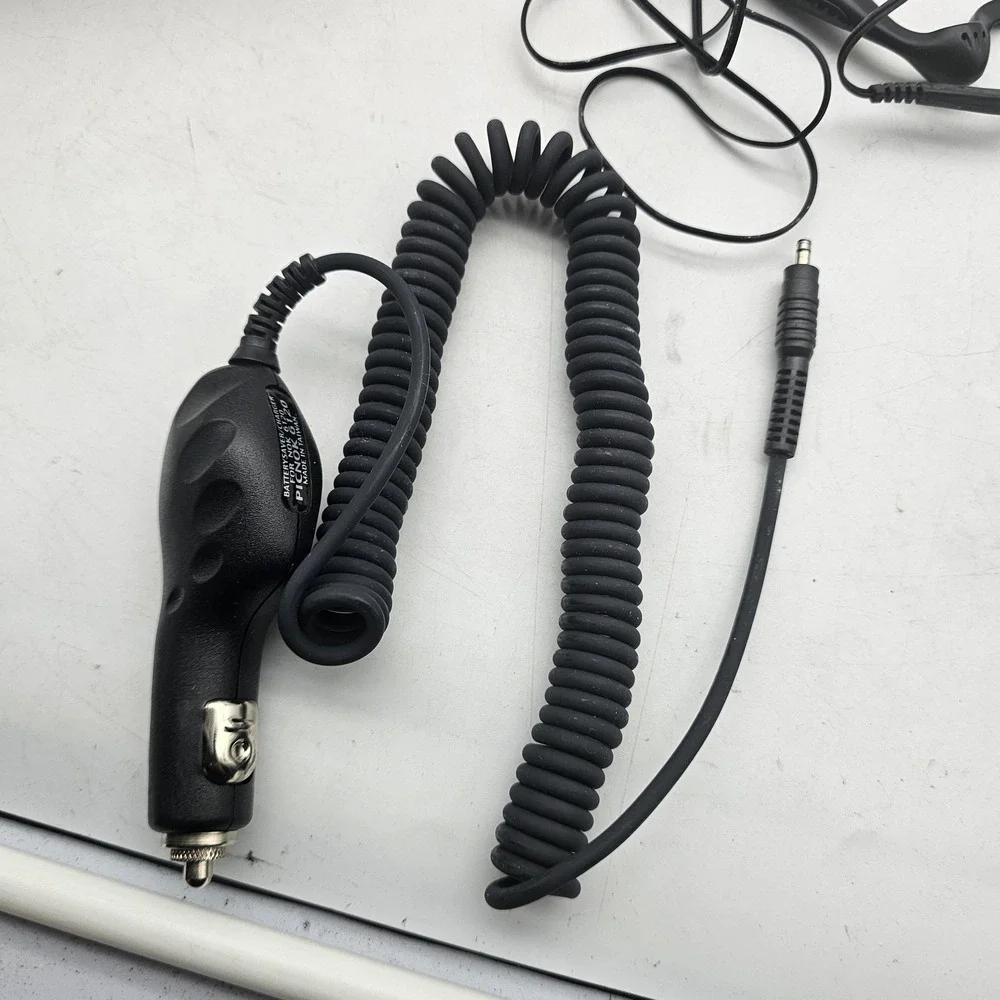 LG Vehicle Power Adapter Car Charger VX6000 Nokia 6120 Headset Black 12V LED